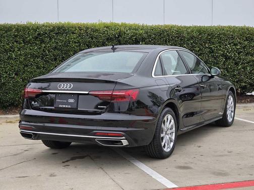 Mythos Black Metallic 2024 Audi A4 40 Premium