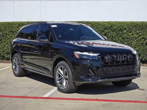 2026 Audi Q7 45 Premium Plus