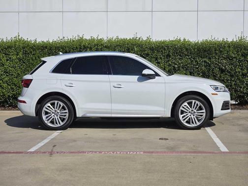 2019 Audi Q5 2.0T Premium Plus