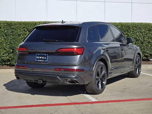 2026 Audi Q7 55 Premium Plus