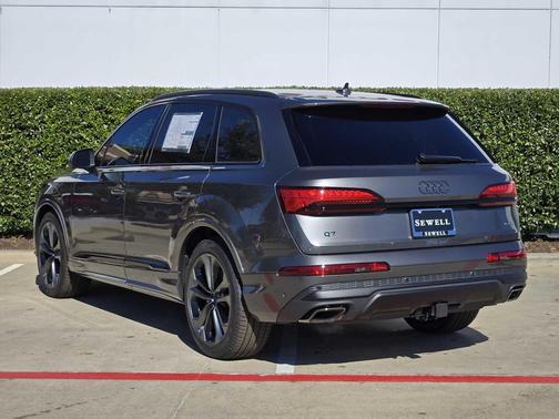 2026 Audi Q7 55 Premium Plus