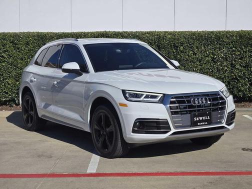 2020 Audi Q5 45 Premium Plus