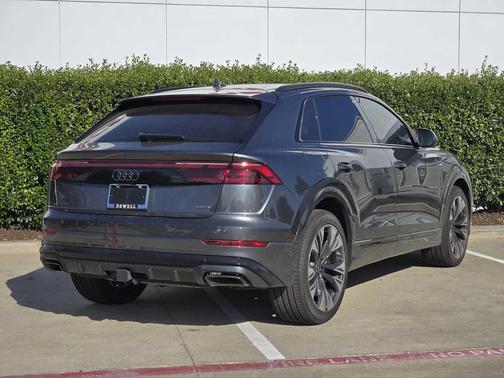 2026 Audi Q8 55 Premium Plus
