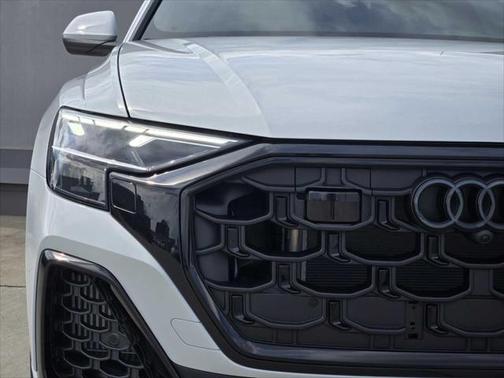 2025 Audi Q8 55 Premium Plus