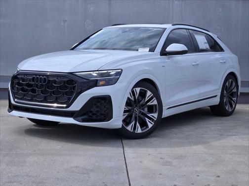 2025 Audi Q8 55 Premium Plus
