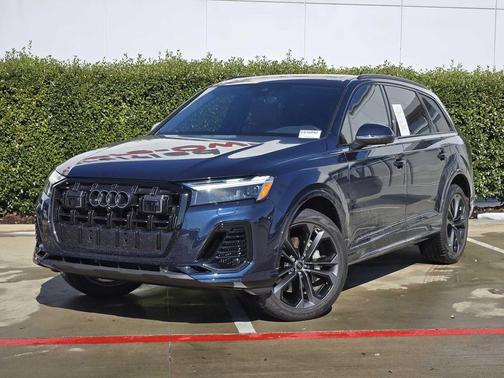 2025 Audi Q7 55 Premium Plus