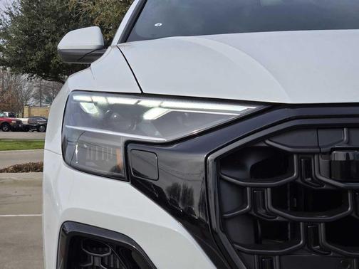 2026 Audi Q8 55 Premium Plus