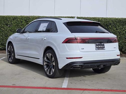 2026 Audi Q8 55 Premium Plus