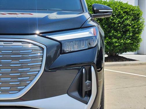 2025 Audi Q4 e-tron Premium Plus 55 quattro