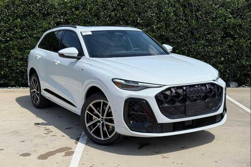 Glacier White Metallic 2026 Audi Q5 Premium Plus TFSI quattro S tronic