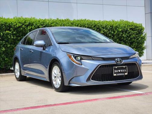 2020 Toyota Corolla XLE