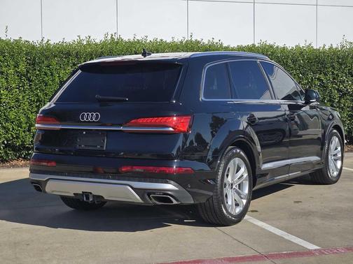 2025 Audi Q7 55 Prestige