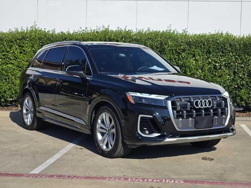2025 Audi Q7 55 Prestige