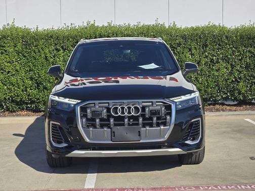 2025 Audi Q7 55 Prestige