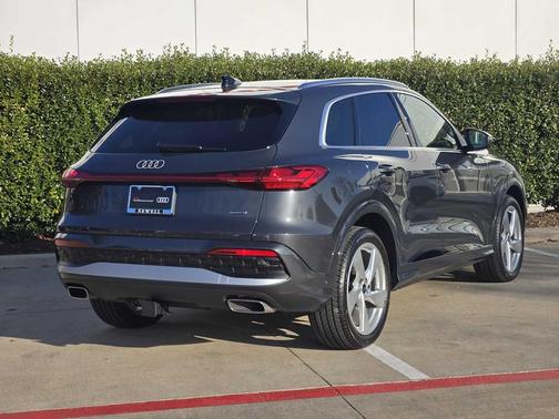 2025 Audi Q5 Prestige TFSI quattro S tronic