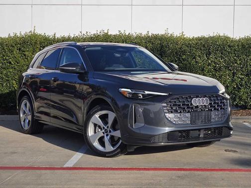 2025 Audi Q5 Prestige TFSI quattro S tronic