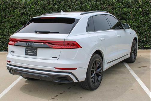 Glacier White Metallic 2020 Audi Q8 55 Premium Plus