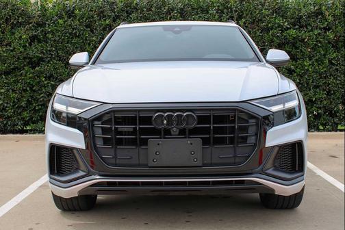 Glacier White Metallic 2020 Audi Q8 55 Premium Plus