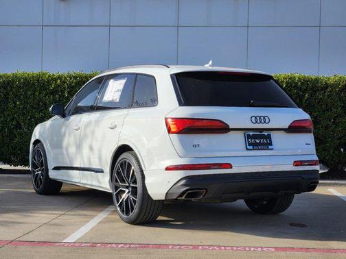 2025 Audi Q7 55 Prestige