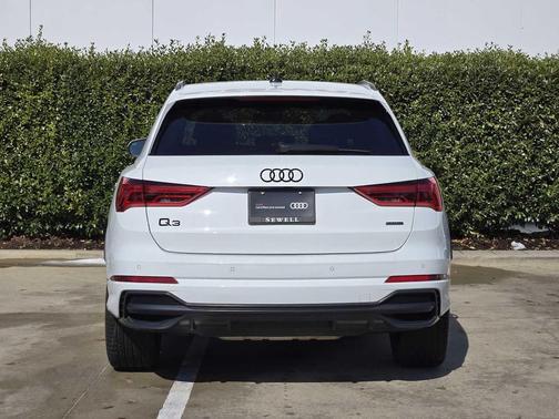 2022 Audi Q3 45 S line Premium Plus