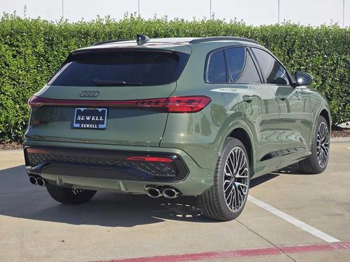 2025 Audi SQ5 3.0T Premium Plus