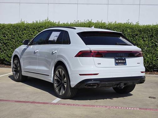2026 Audi Q8 55 Premium Plus