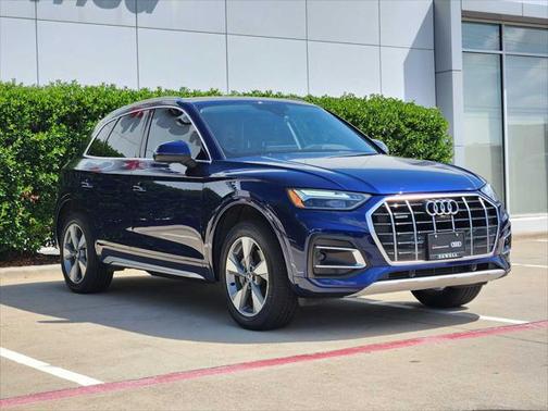 2024 Audi Q5 40 Premium Plus