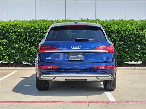 2024 Audi Q5 40 Premium Plus