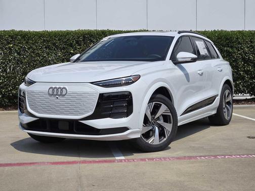 2025 Audi Q6 e-tron Premium Plus quattro