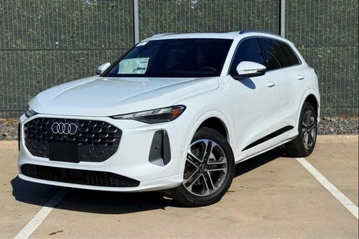 GLACIER WHITE 2026 Audi Q5 Premium TFSI quattro S tronic