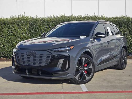 2025 Audi SQ6 e-tron Prestige quattro