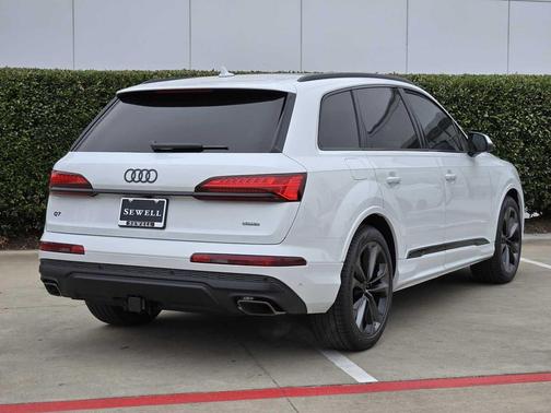 2026 Audi Q7 55 Premium Plus