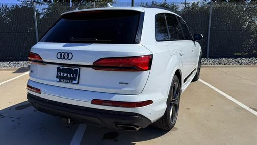 2026 Audi Q7 55 Premium Plus