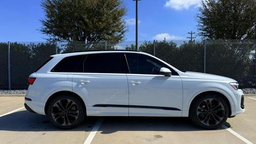 2026 Audi Q7 55 Premium Plus