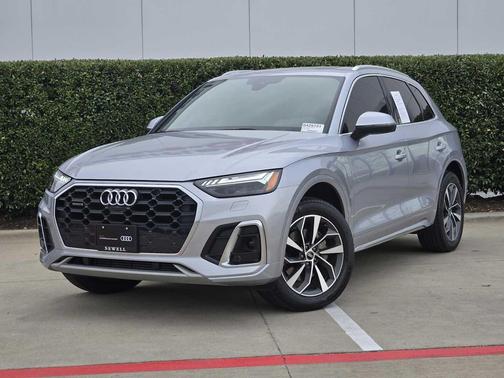 2023 Audi Q5 45 S line Prestige