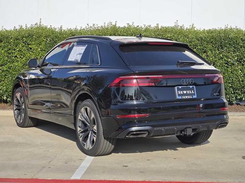 2026 Audi Q8 55 Premium Plus