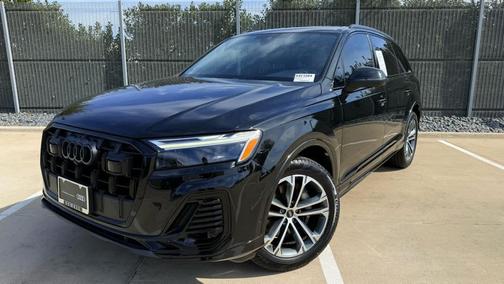 2025 Audi Q7 45 Premium Plus