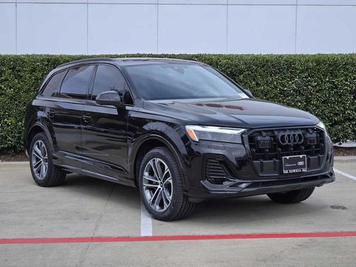 2025 Audi Q7 45 Premium Plus