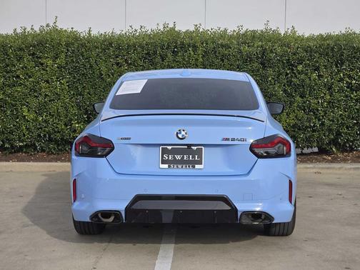 2025 BMW M240 i xDrive