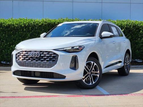 2025 Audi Q5 Premium