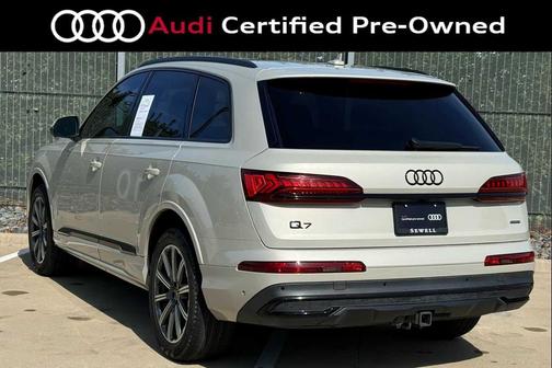 Vicuna Beige Metallic 2023 Audi Q7 45 Premium Plus