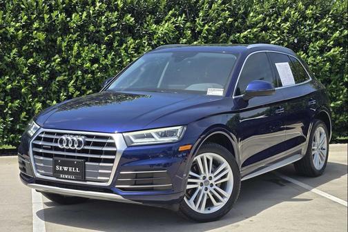 BLUE 2019 Audi Q5 2.0T Premium Plus