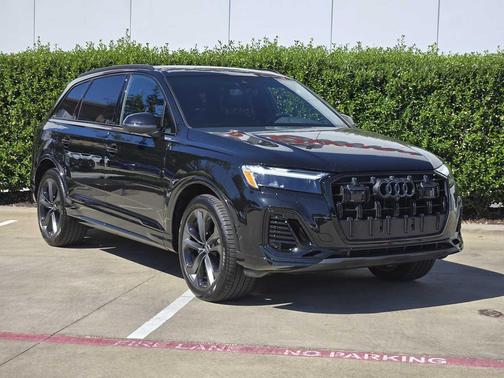 2025 Audi Q7 55 Premium Plus