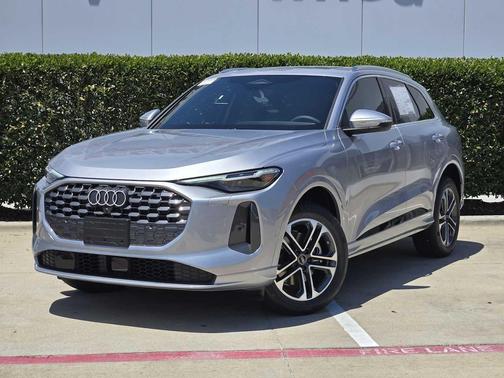 2025 Audi Q5 Premium Plus