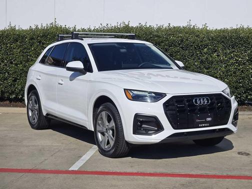 2025 Audi Q5 40 Premium Plus