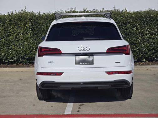 2025 Audi Q5 40 Premium Plus