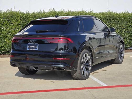 2026 Audi Q8 55 Premium Plus