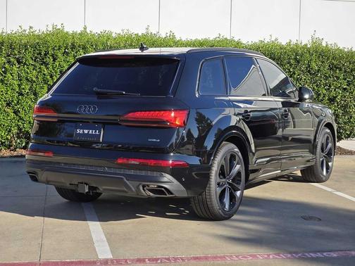 2026 Audi Q7 55 Premium Plus