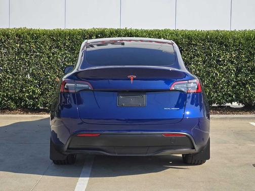 2023 Tesla Model Y AWD