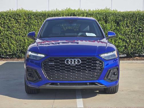 2023 Audi Q5 45 S line Prestige